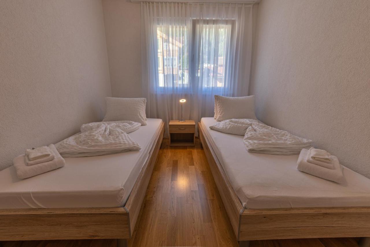 Harder Apartment - Aare Jungfrau Ag ヴィルダースヴィル エクステリア 写真